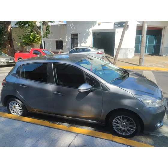 Peugeot 208 1.5 Allure