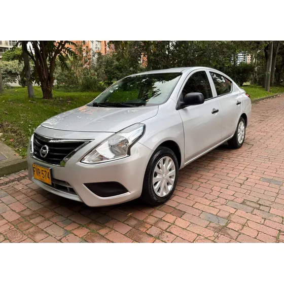 Nissan Versa 1.6 Drive