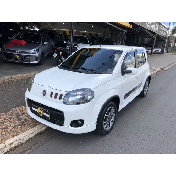 Fiat Uno 1.4 4p Flex Sporting