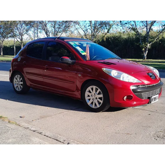Peugeot 207 1.6 Xt