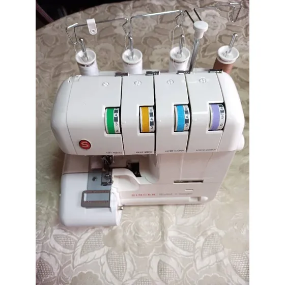 Singer Overlock 14j250 Stylist Ii Serger (rematadora)