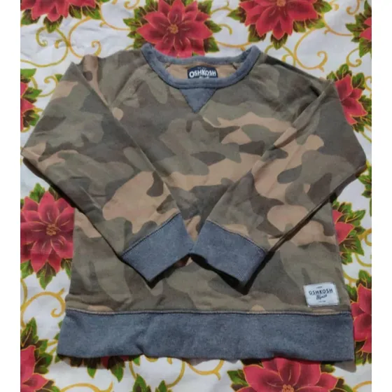 Suéter Oshkosh Camuflado Bebés Talla 6 Usado