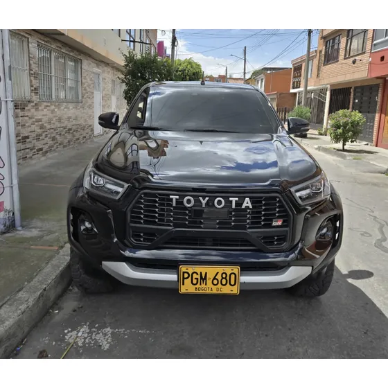 Toyota Hilux 2025 2.8 Gr-s At