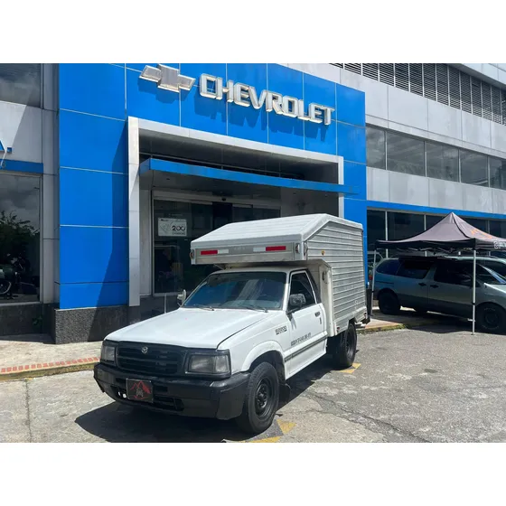 Mazda B2200 Pick-up