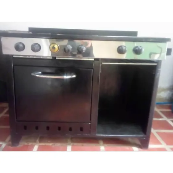 Cocina Industrial 4 Hornillas, Plancha, Horno Y Gratinador