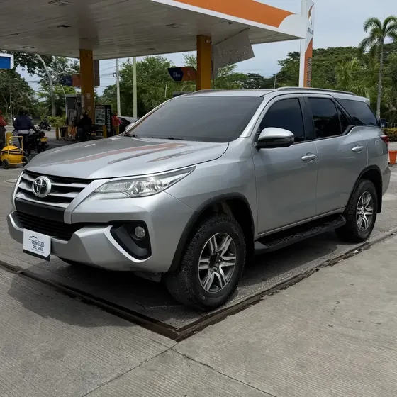 Toyota Fortuner 2020 2.4 Street At 7as