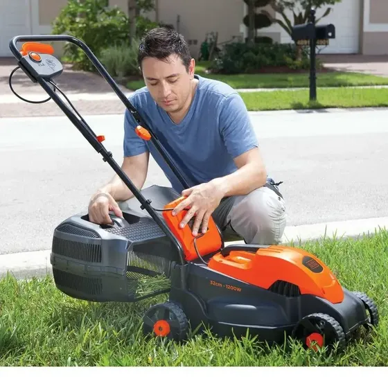 Cortadora De Pasto + Orilladora BLACK+DECKER GR1000-GL600N