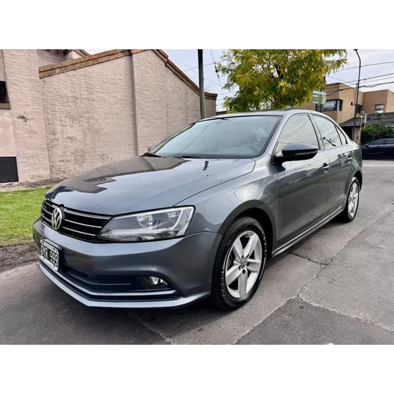 Volkswagen Vento 2.5 Advance Plus 170cv Tiptronic