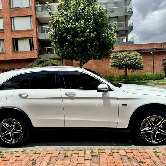 Mercedes-Benz Clase Glc 2022 2.0 300 4matic