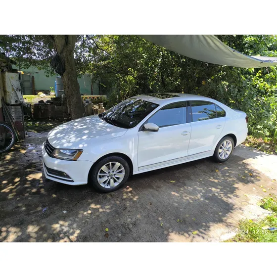 Volkswagen Jetta 2.5 Trendline Mt