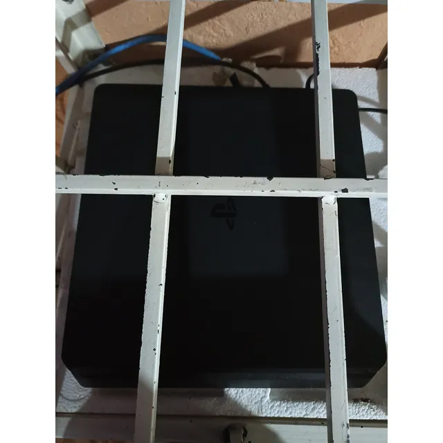 Sony Playstation 4 Slim 1tb