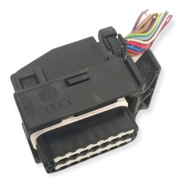 Arnes Conector Compu Ecu Vw Seat Audi 06-09 #1j0 906 379