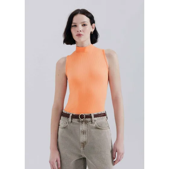 Musculosa Con Cuello Alto - 4a92