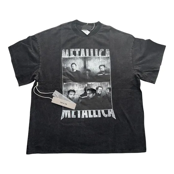 Playera Fear Of God Edición Metallica Unisex Oversized.