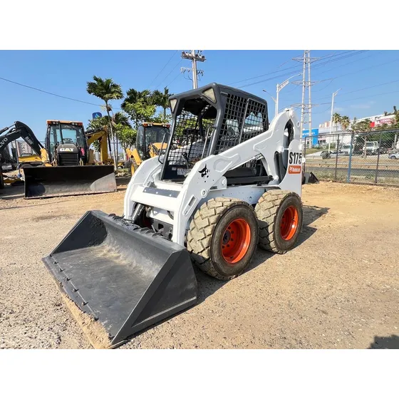 Minicargador Bobcat S175