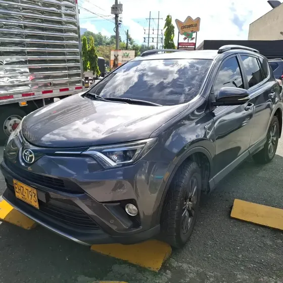 Toyota Rav4 2018 2.0 Street