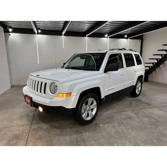 Jeep Patriot Sport 4x2 Cvt