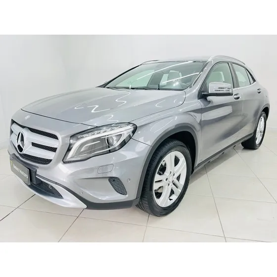 Mercedes-benz Gla 200 1.6 Cgi Vision 16v Turbo Flex 4p Automático