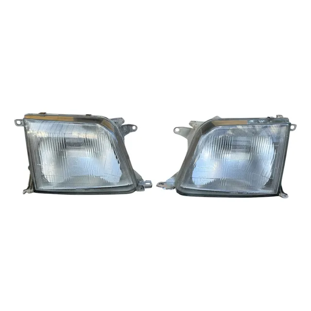 Faros Delanteros Toyota Meru Original (precio Por El Par)