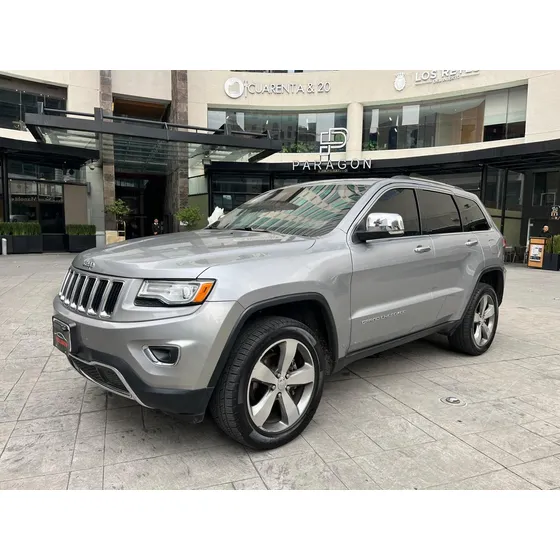 Jeep Grand Cherokee 5.7 Limited Lujo 4x2 Mt