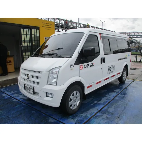 Dfsk Van Pasajeros C37 1.5 9 Pasajeros