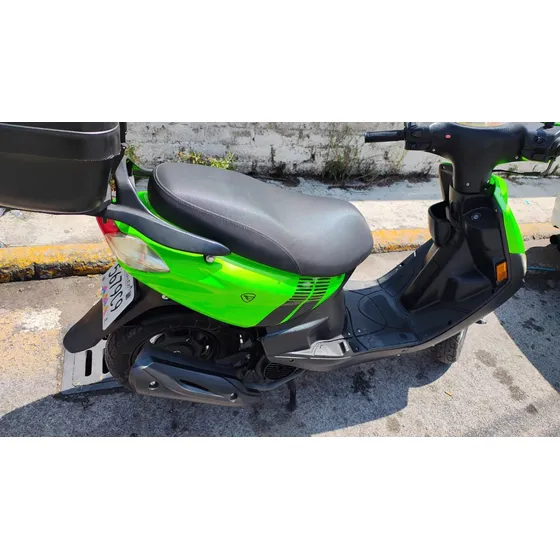 Color Verde Con Negro Motor 125cc