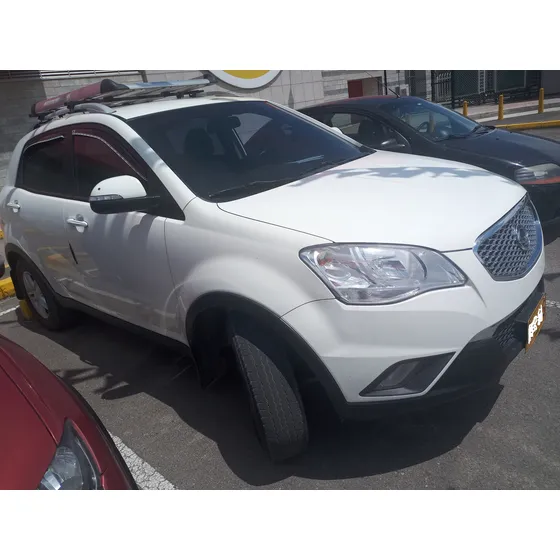 Ssangyong Korando 2.0 C Gasolina 4x2