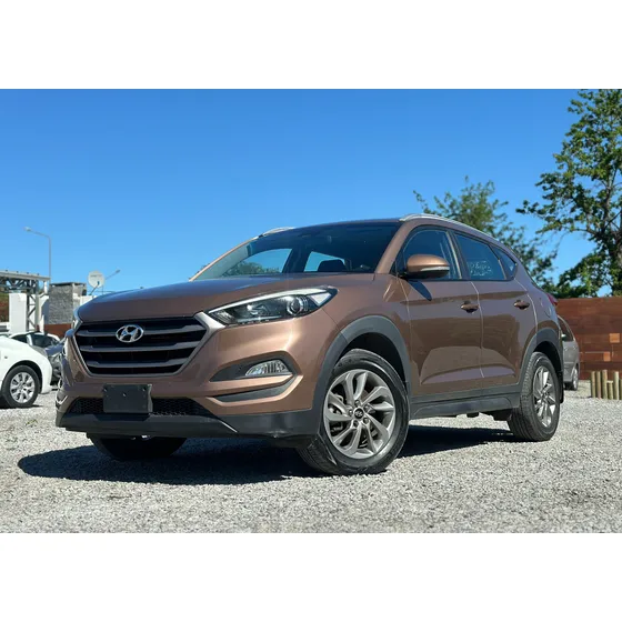 Hyundai Tucson 2.0 Gl 6at 2wd