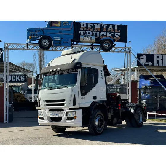 Iveco Cursor 330 2015 Camión Con Hidrogrua Rentaltrucks Vial