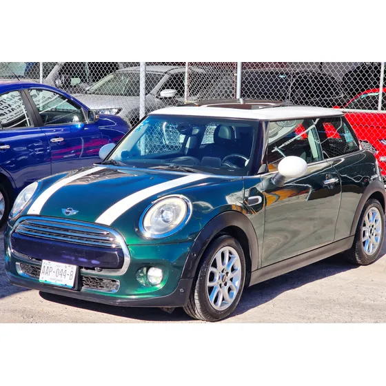 Mini Cooper 1.5 Pepper 5 Puertas At