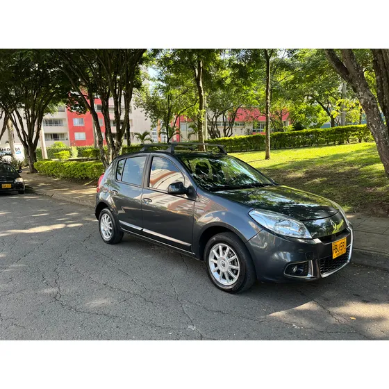 Renault Sandero 1.6 Authentique