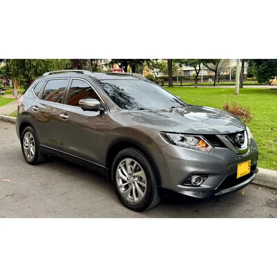 Nissan X-trail 2.5 Exclusive