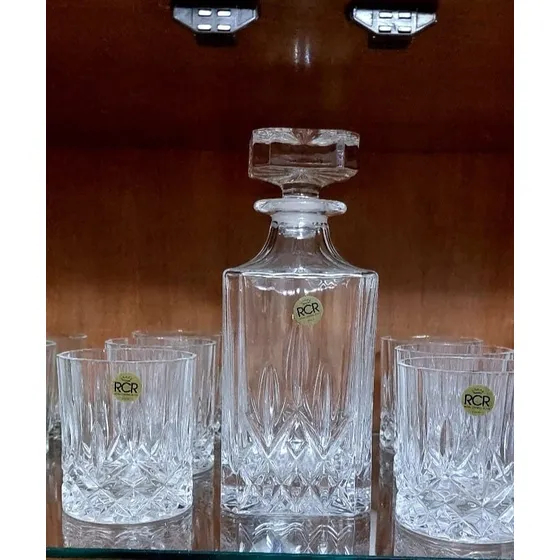 Licorera Y 6 Vasos De Cristal Rcr  Modelo Opera