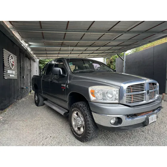 Dodge Ram 5.9 2500 Laramie Quadcab 4x4 Atx