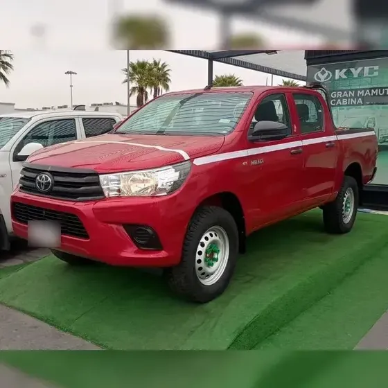 Toyota Hilux 2024 2.4 Dx Diesel 4x2 Dob. Cab. Mt 4p 2024 en Providencia - RM (Metropolitana) usado