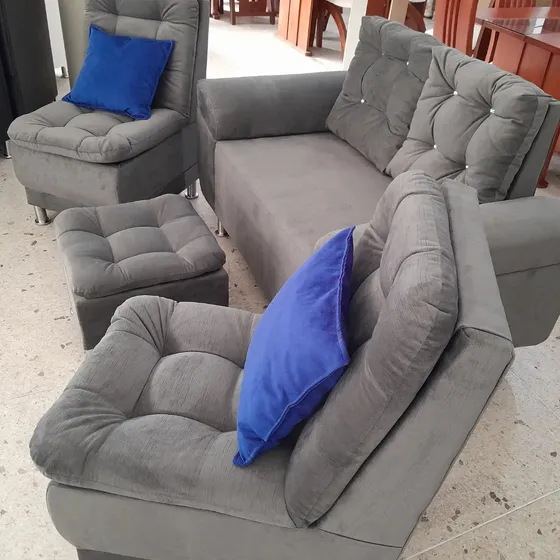 Juego De Muebles Sofa + 2 Poltronas + 1 Puffs 