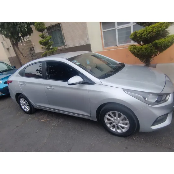 Hyundai Accent 1.6 Sedan Mid At