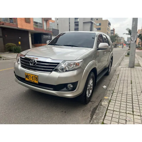 Toyota Fortuner 2.7l 4x2