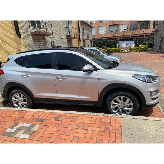 Hyundai Tucson 2.0 Premium 4x2 At