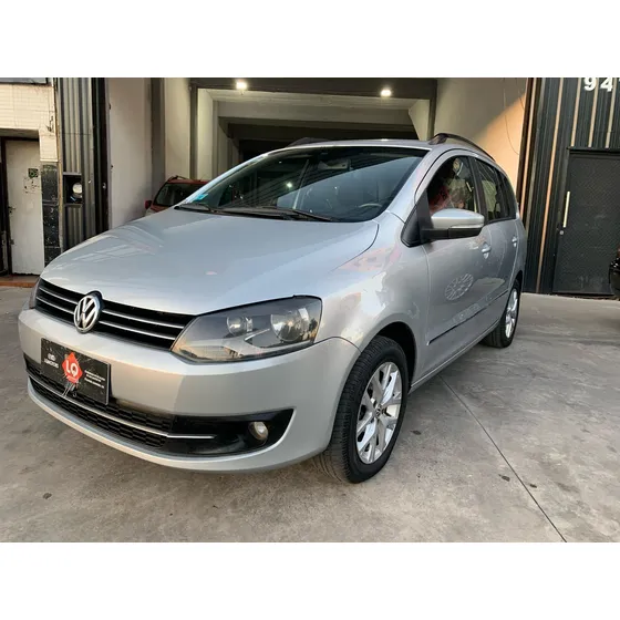 Volkswagen Suran 1.6 Highline 101cv 11c