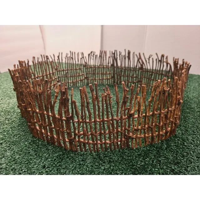 Cerca De Palos Juguete Caballo Maqueta Plastico Niño