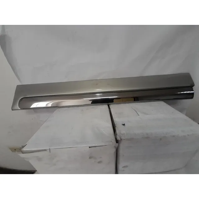Platina Puerta Trasera Izquierda Ford Windstar 2000