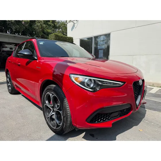 Alfa Romeo Stelvio Veloce