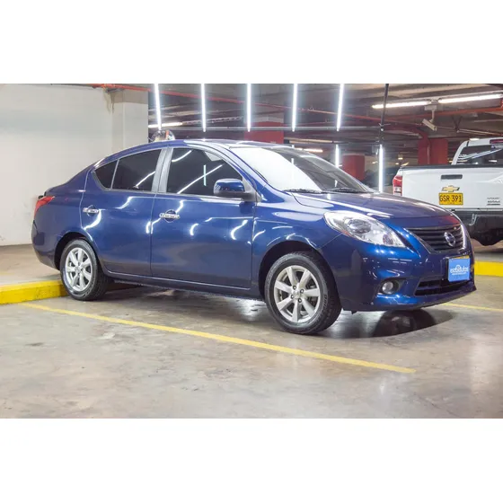 Nissan Versa 1.6 Advance