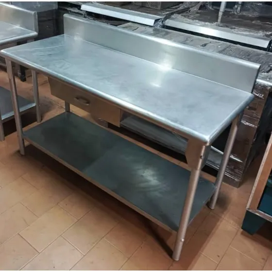 Mesa De Trabajo 100% Acero Inoxidable De 1.50 Mts De Largo.