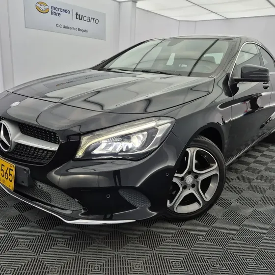 Mercedes-Benz Clase Cla 2017 180 1.6