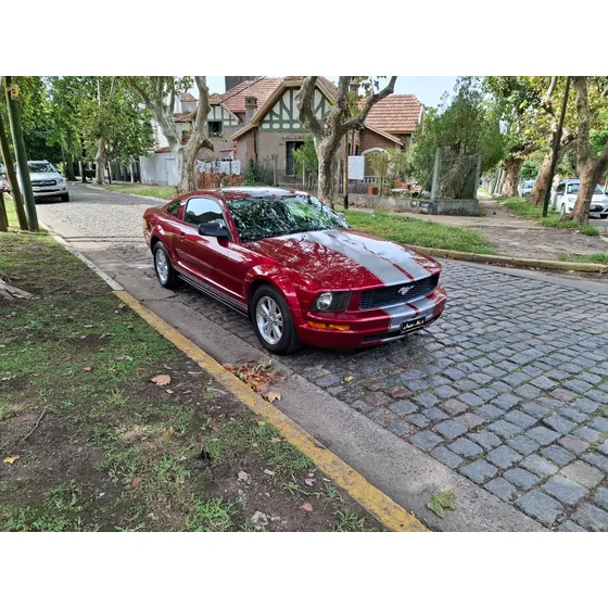 Ford Mustang 5.0 Coupe V8 Gt