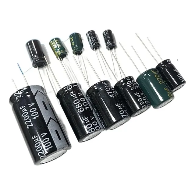 Condensadores Electrolíticos De Aluminio 100 V 10uf 22uf 33u