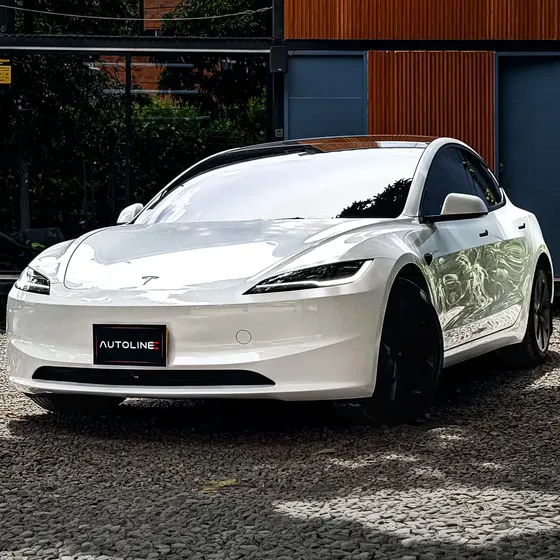 Tesla Model 3 2026 0.0 Rwd