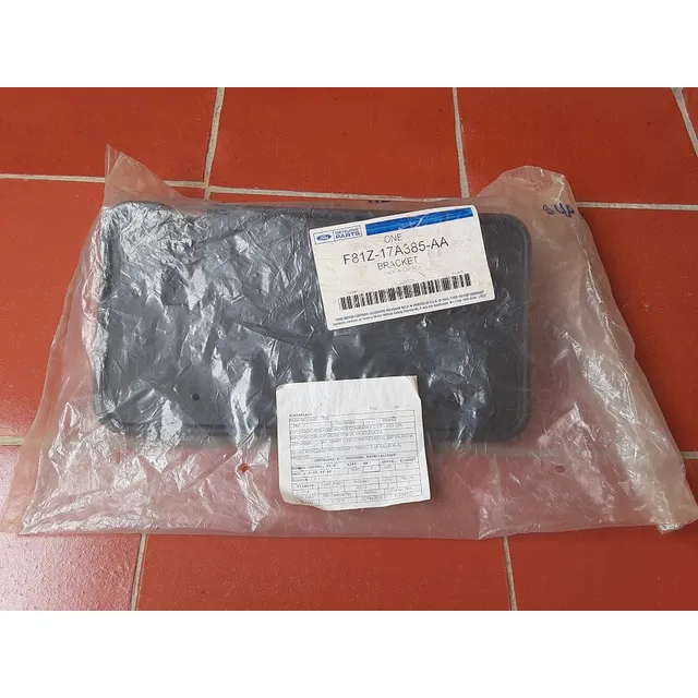 Portaplaca Delantero De Ford F-350 Triton 100% Original.
